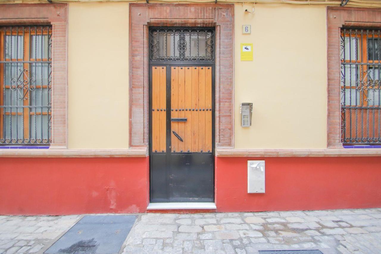 Modern Apt - Luxe Queen Bed - Walk To Isla Magica Seville Exterior photo